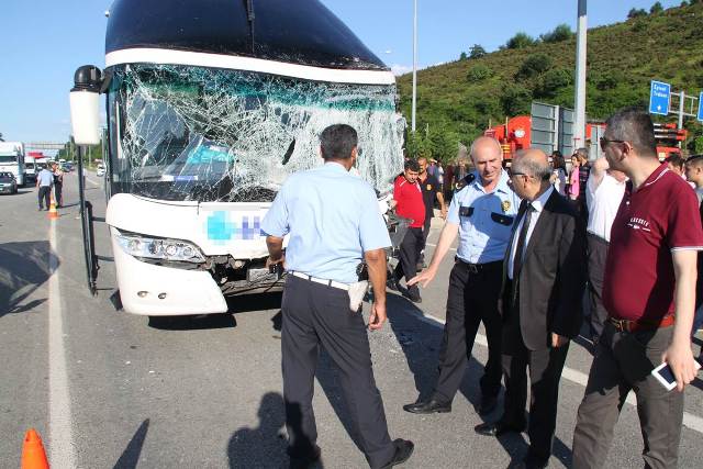 GÖRELE'DE KAZA:24 YARALI GÖRELE'DE KAZA:24 YARALI