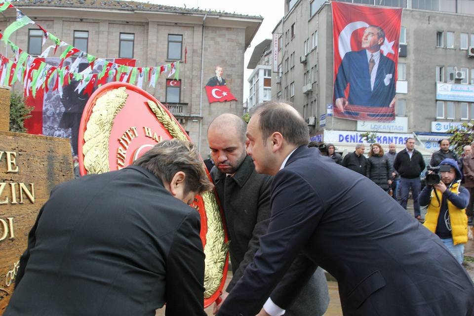 CHP'DEN CUMHURİYET KUTLAMASI... CHP'DEN CUMHURİYET KUTLAMASI...