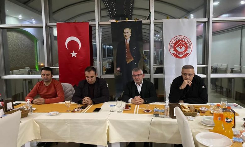 BULANCAK KAYMAKAMI, BASIN YEMEĞİNE MİLLETVEKİLİ İLE BAŞKANI DA DAVET ETTİ BULANCAK KAYMAKAMI, BASIN YEMEĞİNE MİLLETVEKİLİ İLE BAŞKANI DA DAVET ETTİ