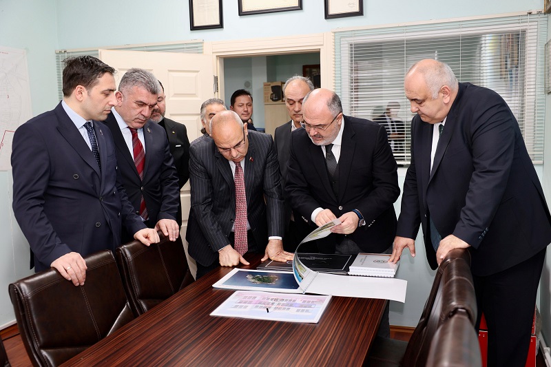 VALİ MUSTAFA KOÇ, BULANCAK’TA TEKNOLOJİ VE SANAYİ YATIRIMLARINI İNCELEDİ VALİ MUSTAFA KOÇ, BULANCAK’TA TEKNOLOJİ VE SANAYİ YATIRIMLARINI İNCELEDİ