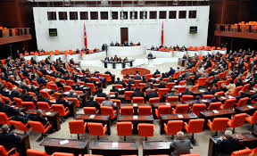 TBMM YEMİNLE AÇILDI