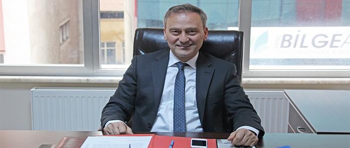 KARABIÇAK DÖNDÜ DOLAŞTI GERİ GELDİ