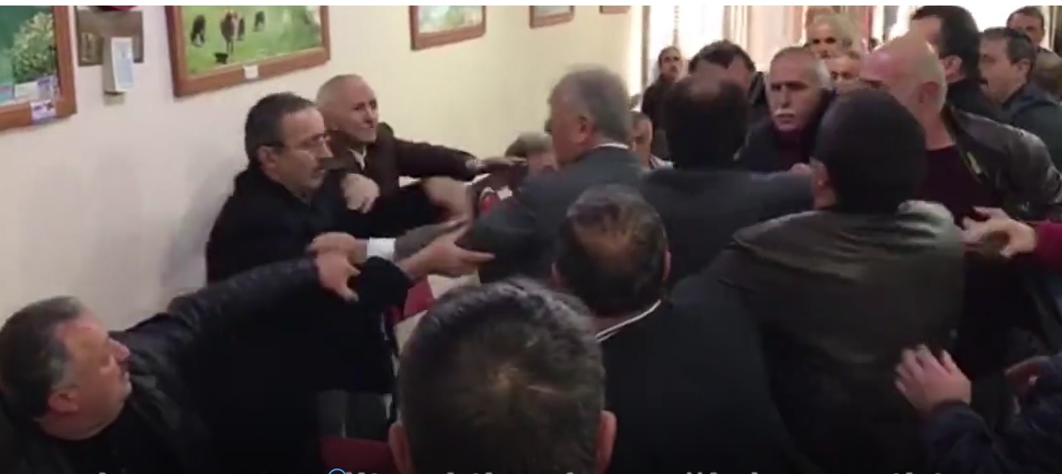 CHP GİRESUN MİLLETVEKİLİNE BULANCAK’TA SALDIRI