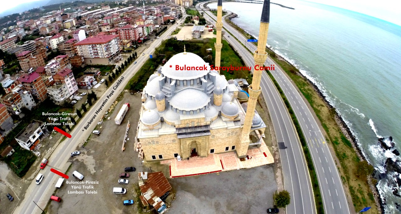 Vatandaşlardan Sarayburnu Cami önüne trafik lambası talebi