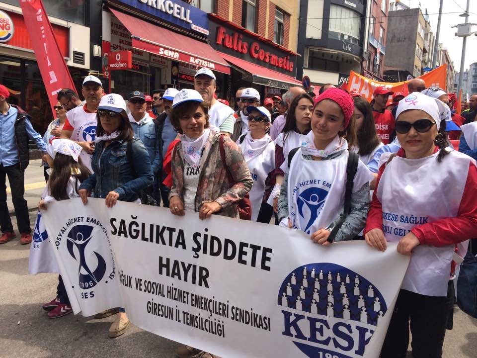 1 MAYISA COŞKULU KUTLAMA