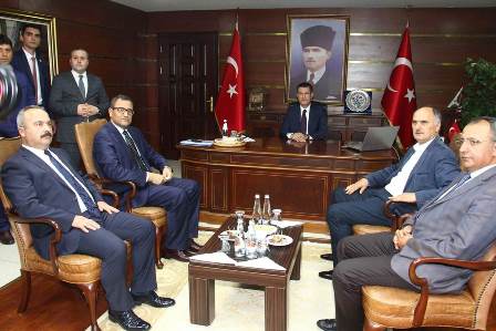 CANİKLİ VALİLİK MAKAMINDA…