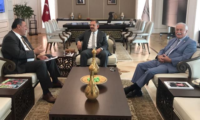 CHP MİLLETVEKİLLERİ YAYLA EVLERİ İÇİN BAKANLA GÖRÜŞTÜLER