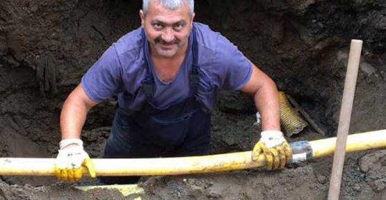AHMET CINGIL GÖÇÜK ALTINDA KALDI