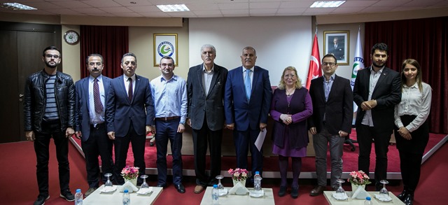 GRÜ’DE REFERANDUM PANELİ