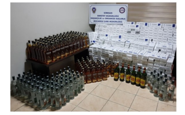 GİRESUN’A GÜRSİSTAN’DAN KAÇAK İÇKİ-SİGARA GİRİYOR