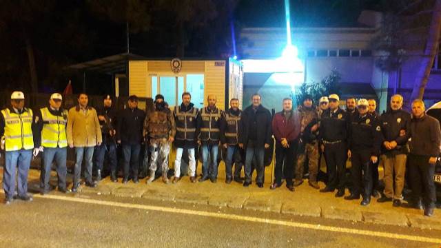Vali Sarıfakıoğulları yeni yıla Emniyet Güçleri ile birlikte girdi