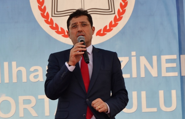 BEŞİKTAŞ BELEDİYE BAŞKANI MURAT HAZİNEDAR GÖREVDEN ALINDI