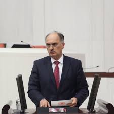 CEMAL ÖZTÜRK YOL SORUNUNUN PEŞİNDE