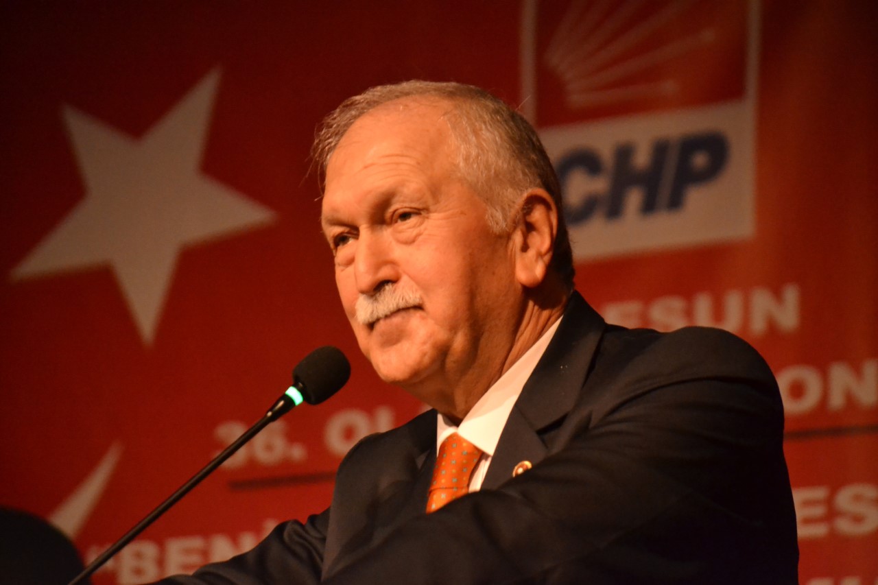 BEKTAŞOĞLU: İMAR YASASI YETKİ KARGAŞASI YARATIYOR…