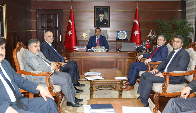 GİRESUN VALİSİ EKONOMİ İÇİN TOPLANTI DÜZENLEDİ