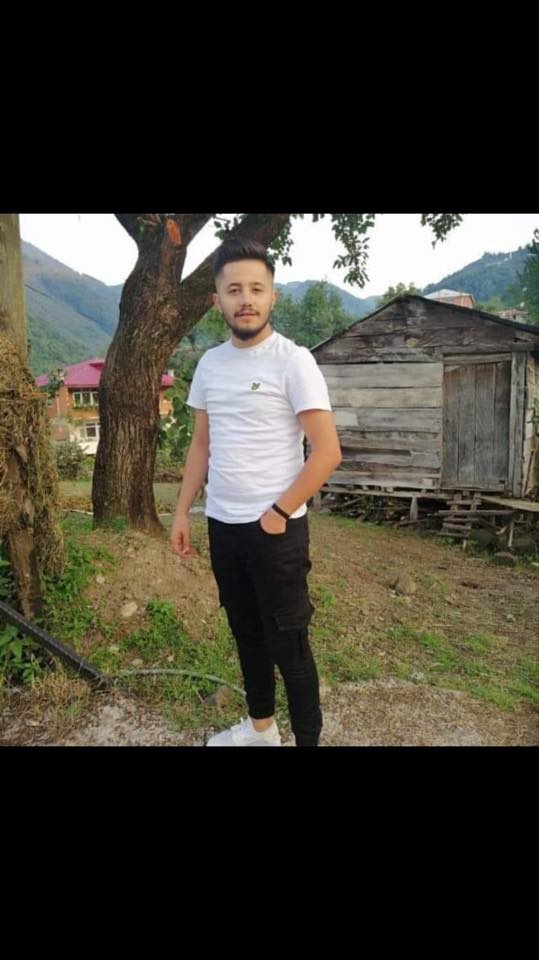 MOTORSİKLETİYLE UÇURUMA YUVARLANDI MOTORSİKLETİYLE UÇURUMA YUVARLANDI