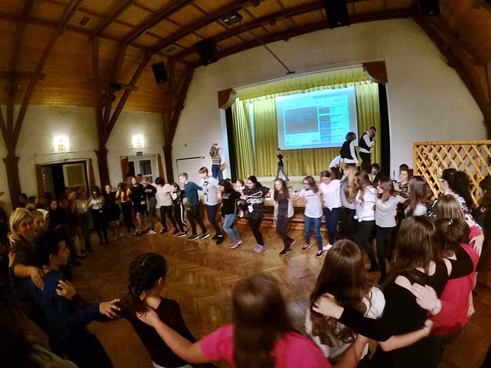 GÜRE ORTAOKULU’NDAN MACARİSTAN’DA GİRESUN KARŞILAMASI