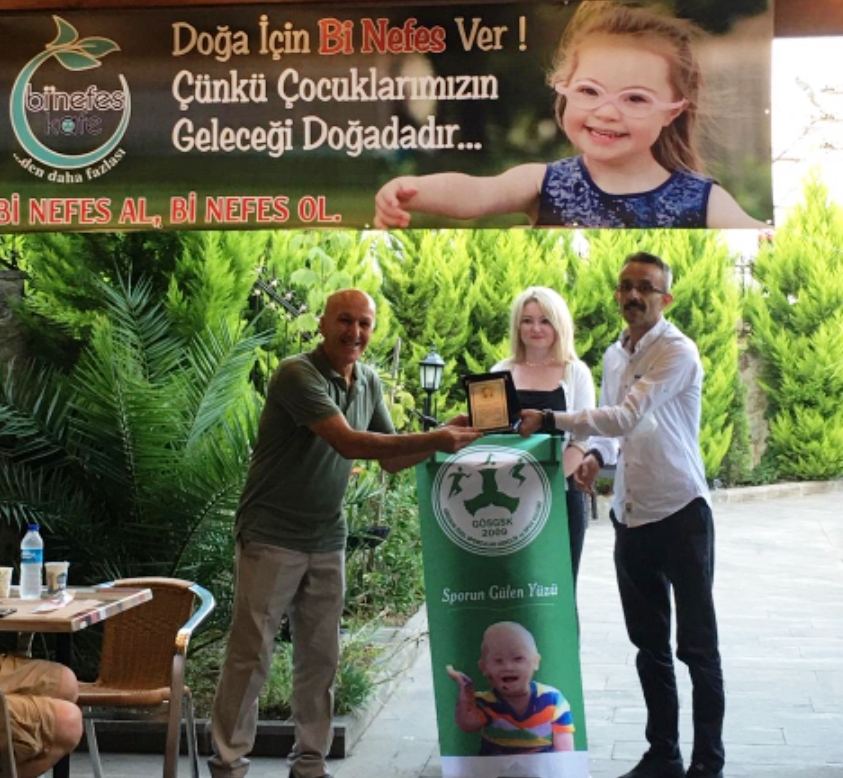 Bİ NEFES KAFEDE ‘BİR UMUT VAR’ PROJESİ ETKİNLİĞİ DÜZENLENDİ