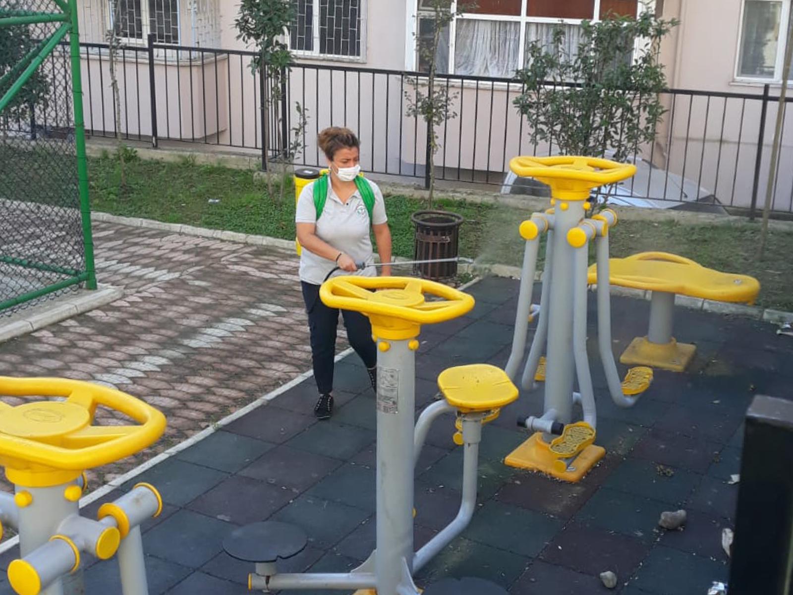DEZENFEKTE EKİBİ GÖREVDE