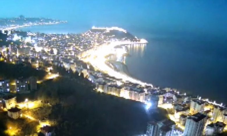 METEOR IŞIĞI GİRESUN'U BÖYLE AYDINLATTI METEOR IŞIĞI GİRESUN'U BÖYLE AYDINLATTI
