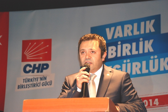 BURAK BEKTAŞOĞLU: “AKP KONGRESİ VİRÜSÜ ARTIRACAK”