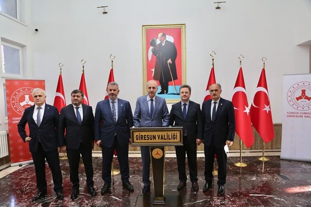 NUMAN KURTULMUŞ VALİ ÜNLÜ’YÜ ZİYARET ETTİ