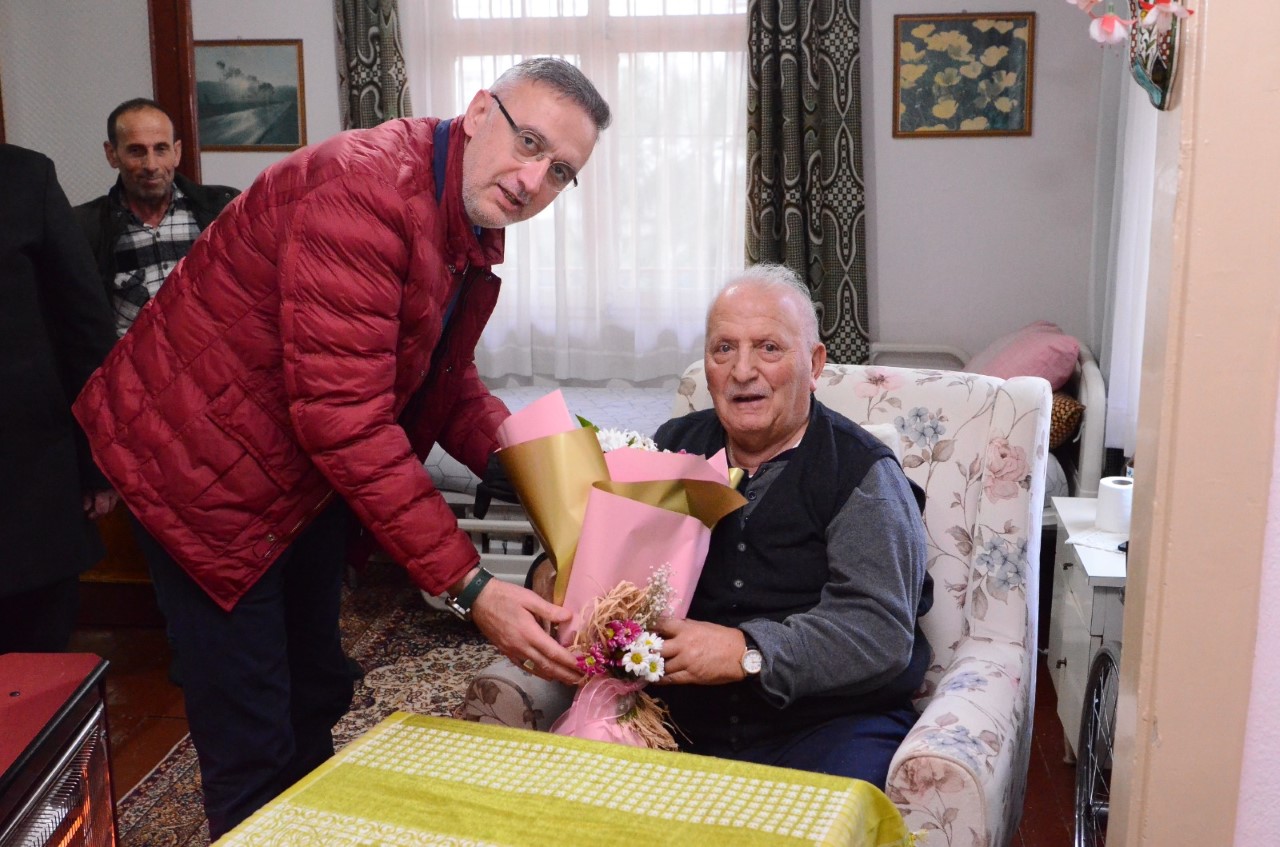 BULANCAK’IN EFSANE BAŞKANI ÖNER ERİŞ’E ZİYARET