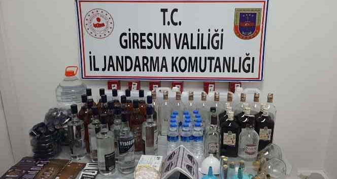 BULANCAK’TA SAHTE İÇKİ ÜRETEN GÜRCİSTANLI YAKALANDI