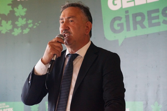 MURAT KILIÇASLAN'DAN AKSA'YA: "VATANDAŞIN ELEKTRİĞİ İLE OYNAMAYIN!" MURAT KILIÇASLAN'DAN AKSA'YA: "VATANDAŞIN ELEKTRİĞİ İLE OYNAMAYIN!"