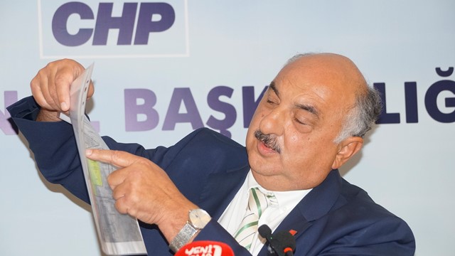CHP İl Başkanı’ndan Şenlikoğlu’na çağrı:”Siyasi şantaj yapma, ne biliyorsan açıkla…