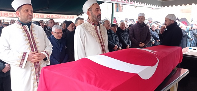 Bulancak Öner Eriş’i son yolculuğuna uğurladı