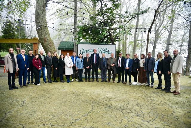 Eğitim İş Sendikası Genel Başkanı Kadem Özbay’dan Giresun’da açıklamalar Eğitim İş Sendikası Genel Başkanı Kadem Özbay’dan Giresun’da açıklamalar