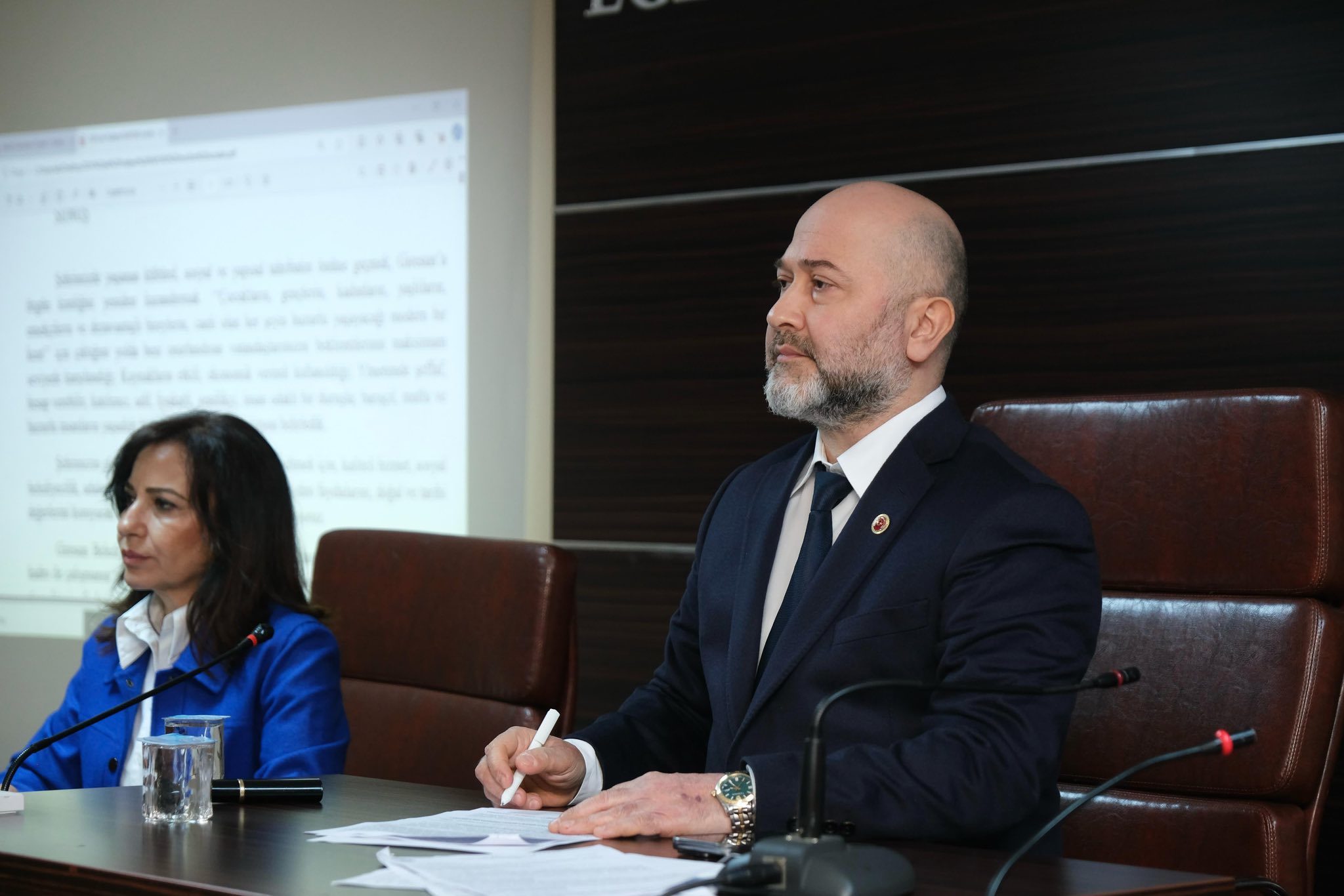 İstifacı Taner Yazıcı meclise gelmedi İstifacı Taner Yazıcı meclise gelmedi