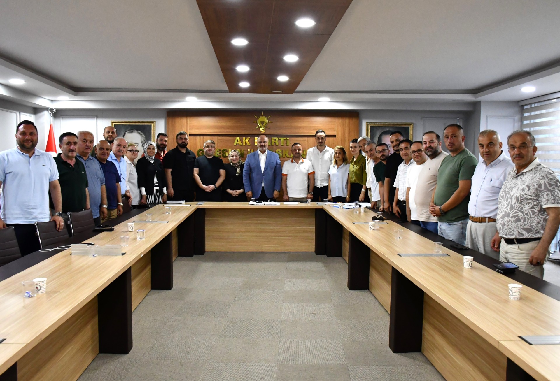 Bahadır Yılmaz, AKP-MHP-DEM- PKK’nın yürüttüğü süreci anlatmak için sahaya çıkıyor