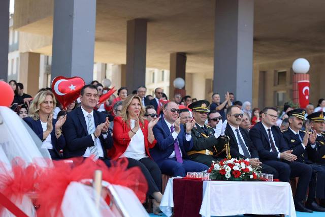 30 AĞUSTOS ZAFERİ ÇOŞKUYLA KUTLANDI