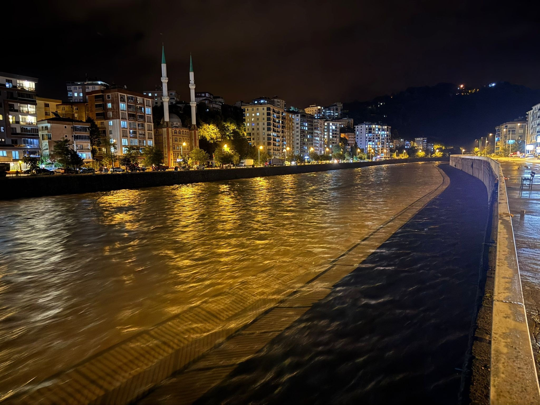 Giresun Valiliği’nden sağanaklarla ilgili çok önemli uyarılar