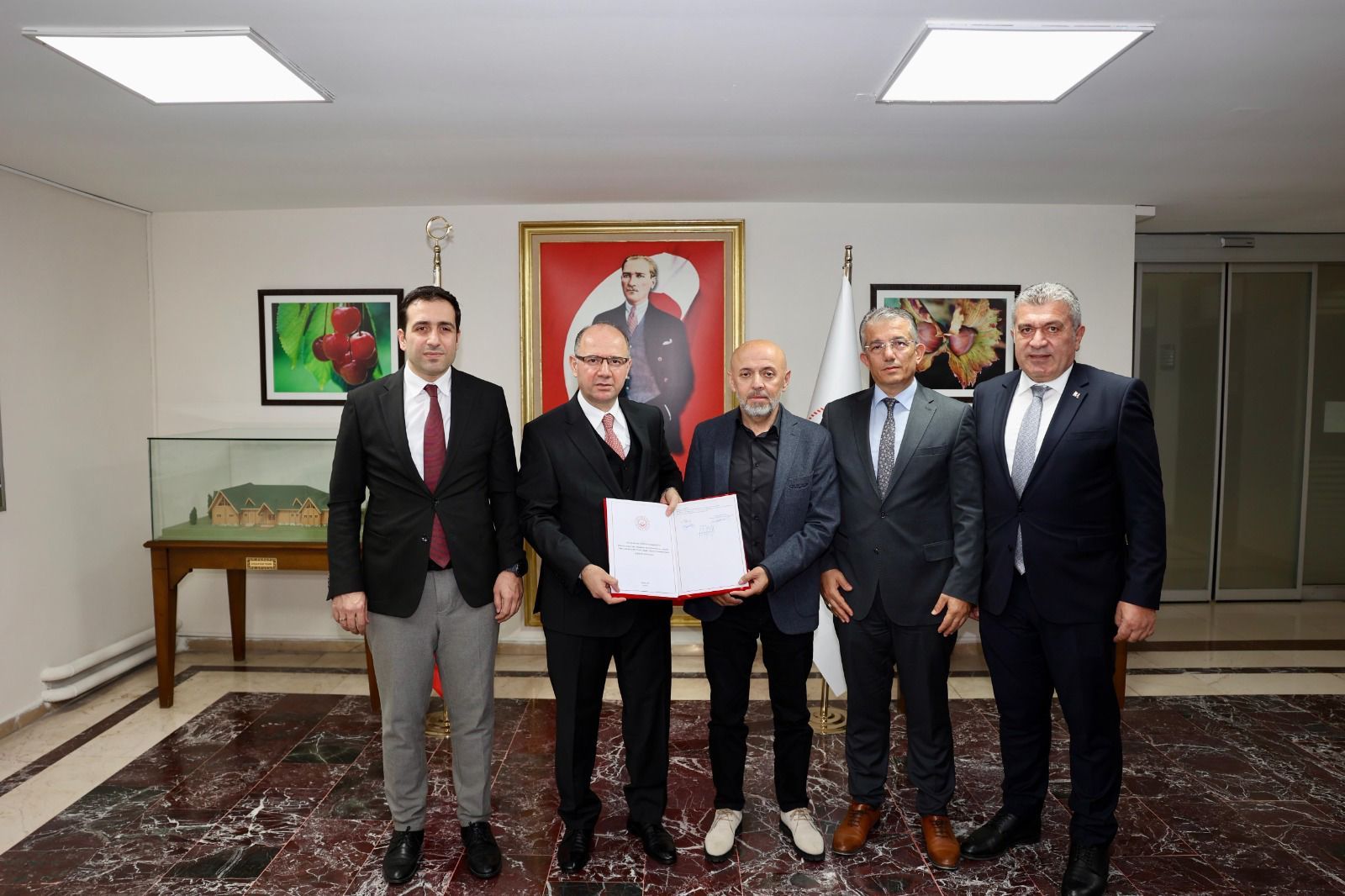 NECMİ SIBIÇ’TAN YETİM ÇOCUKLARI MUTLU EDECEK PROJE…