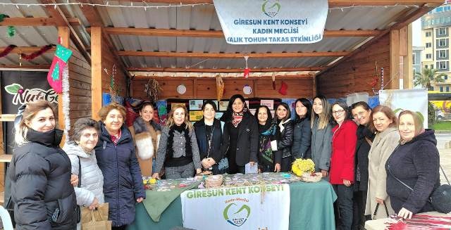 ATALIK TOHUM TAKAS ETKİNLİĞİ YAPTILAR ATALIK TOHUM TAKAS ETKİNLİĞİ YAPTILAR