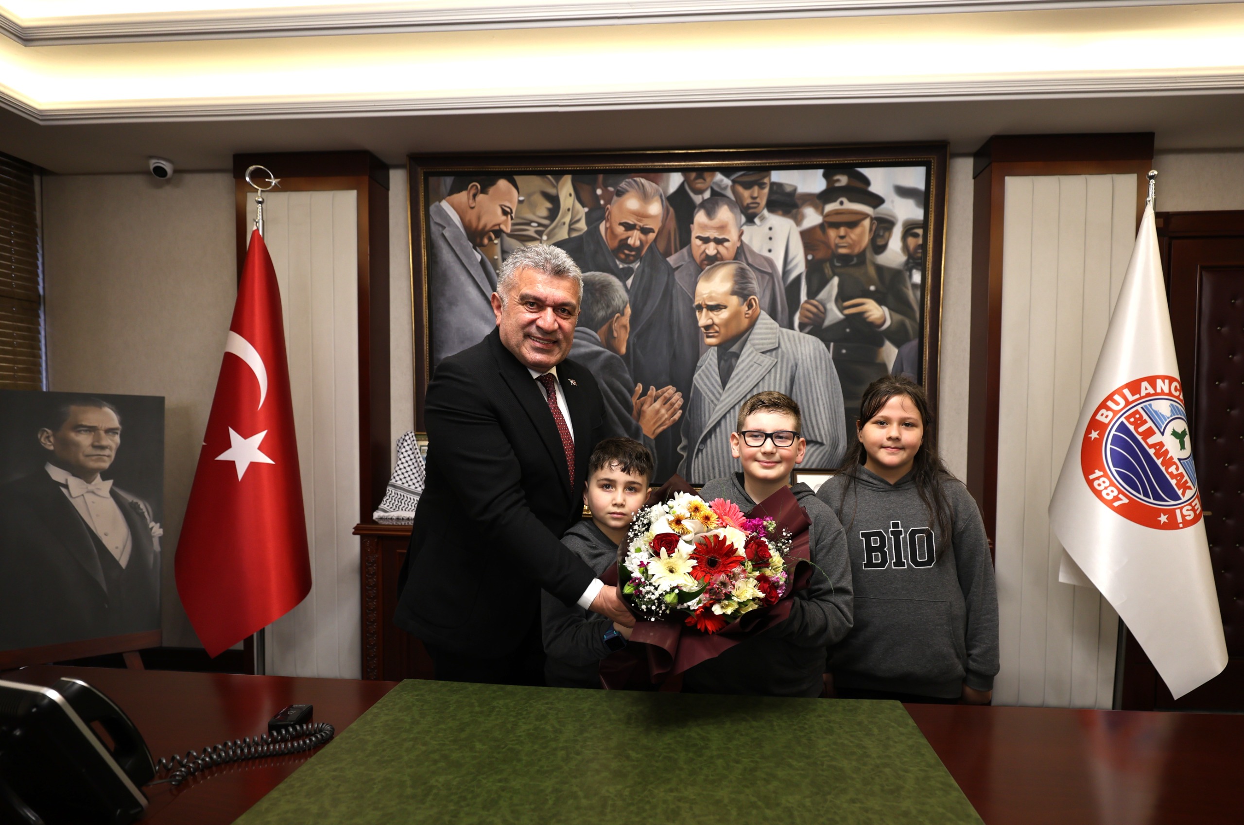 Necmi Sıbıç: “23 Nisan’ı içimiz buruk karşılıyoruz”