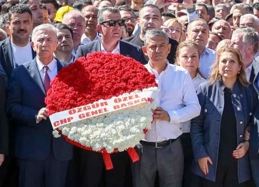 Milletvekili Elvan Işık Gezmiş, Özgür Özel’le birlikte