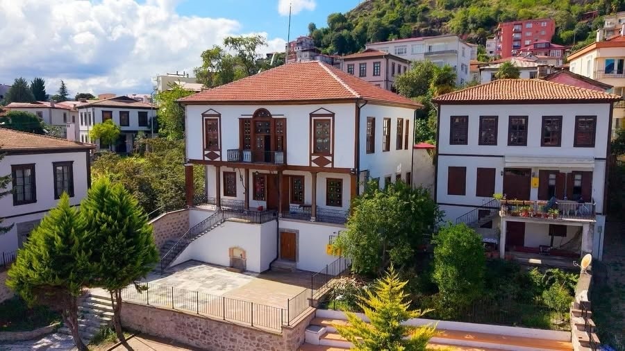 NECATİBEY OKULU RESTORE EDİLDİ