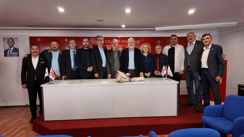 YENİ PARTİ’DE ŞENYÜREK’E ‘ŞİMDİLİK’ RAKİP YOK